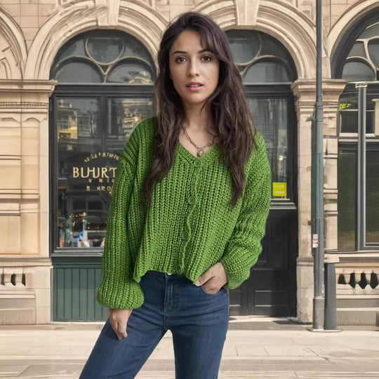 Damen Grobstrickjacke mit modischen Knopfdetails und lässigem Schnitt EB