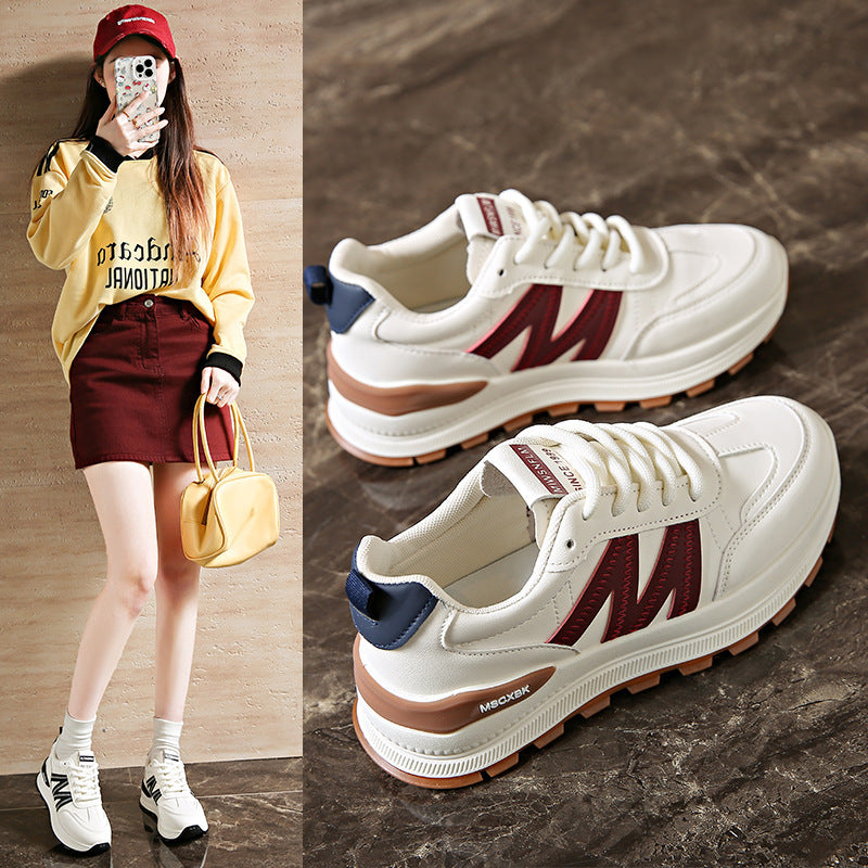 Damen Sportliche Sneakers mit stabiler Profilsohle und atmungsaktivem Obermaterial EB