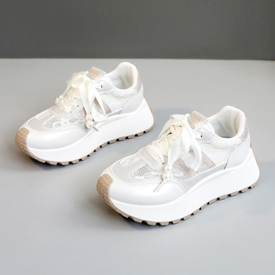 Damen Gemusterte Plateau-Sneaker mit eleganten Schnürdetails EB