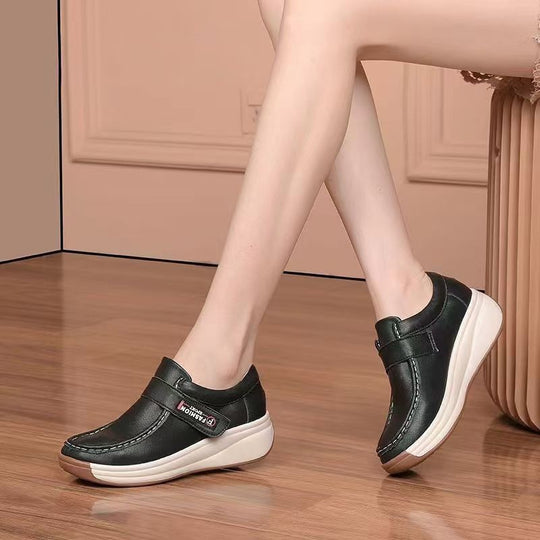 Damen Komfortable Slip-On Schuhe mit gepolsterter Sohle und modischem Design EB