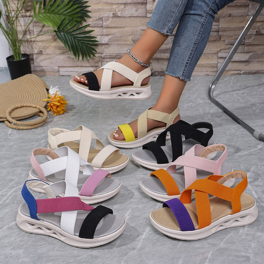 DamenSportliche Sandalen mit verstellbaren Riemen EB