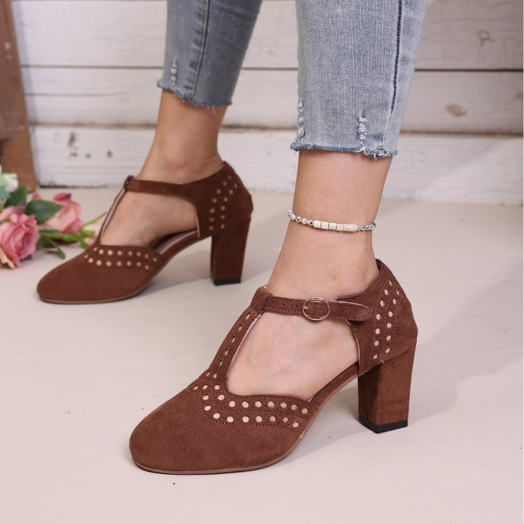 Damen Elegante Pumps mit perforierten Details und komfortablem Blockabsatz EB