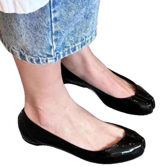 Damen Ballerinas mit elegantem Hochglanz und komfortablem Riemen EB