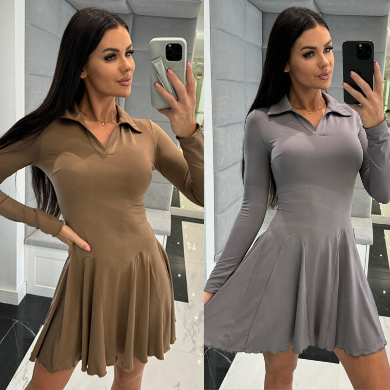 Damen sportliches Polo Kleid mit elegantem Schwung EB