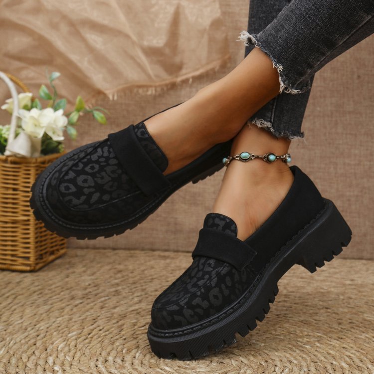 Damen Mokassins mit strukturiertem Obermaterial und stylischer Sohle EB