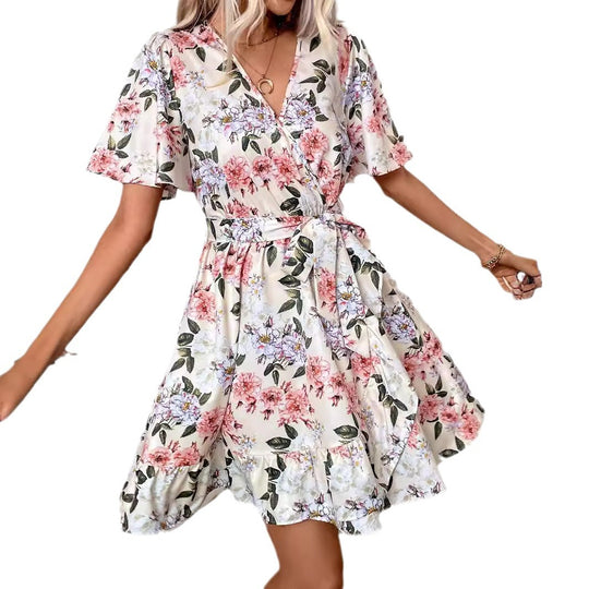 Damen Wickelkleid mit floralen Mustern und Rüschendetails EB