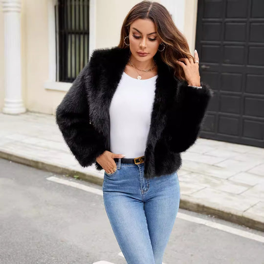 Damen Elegante und trendige Kunstpelzjacke EB