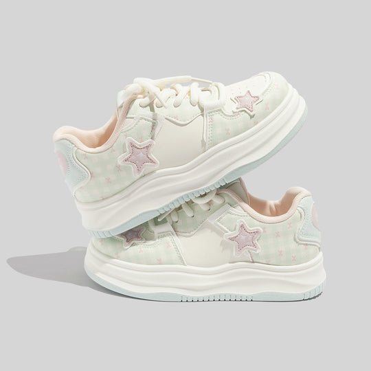 Damen Sportliche Sneakers mit verspieltem Sternen-Motiv und atmungsaktiver Oberflächenstruktur EB