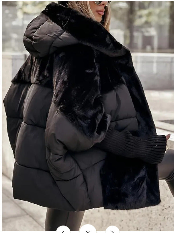Damen nan oversized gesteppte Winterjacke mit Kunstfellpanelen, Kapuze und integrierten Rippenärmel-Details EB