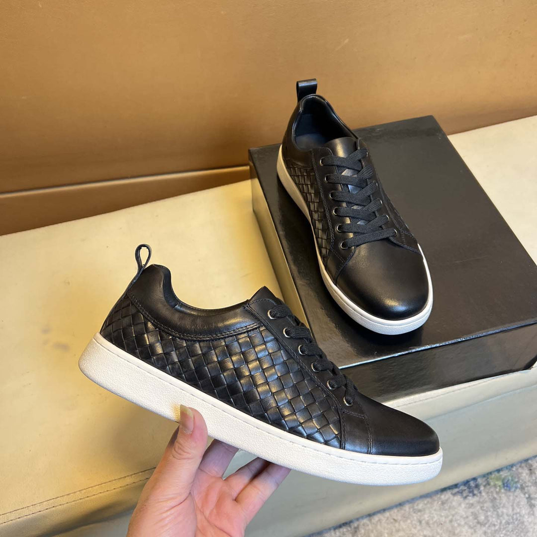 Damen Sportliche Sneakers mit strukturiertem Obermaterial und bequemer Dämpfung EB
