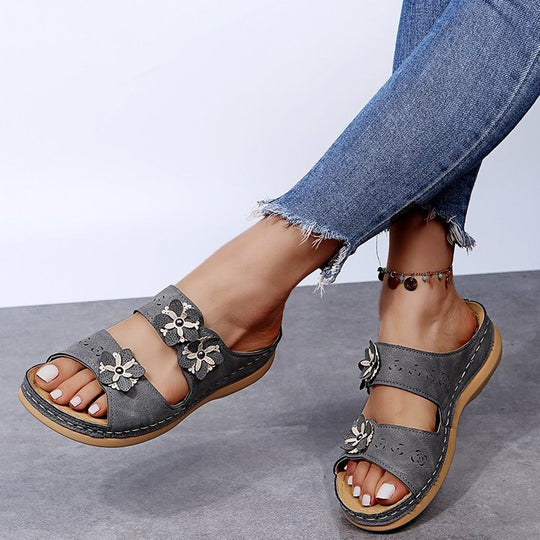 Damen Komforthafte Clogs mit floralem Dekor EB