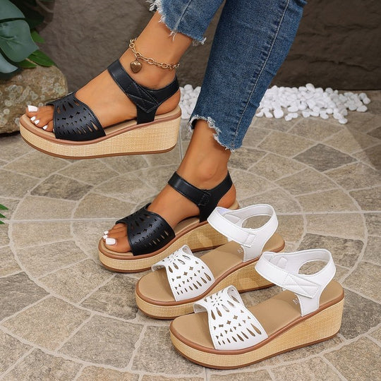 Damen komfortable Keil-Sandalen mit perforiertem Obermaterial EB