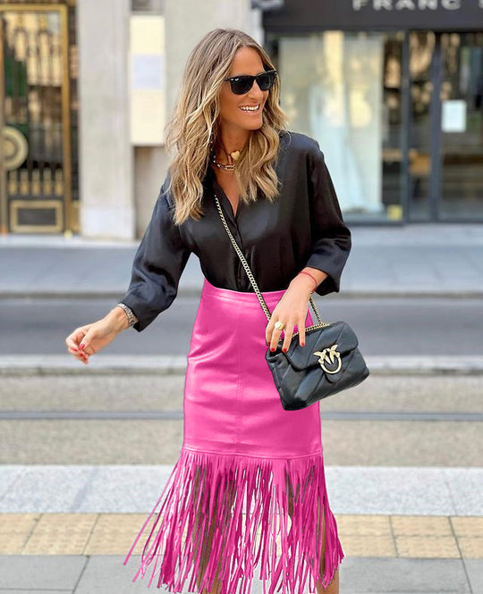 Damen Fuchsia-Fransenrock aus Kunstleder mit figurbetonter Silhouette und schwingendem Design EB
