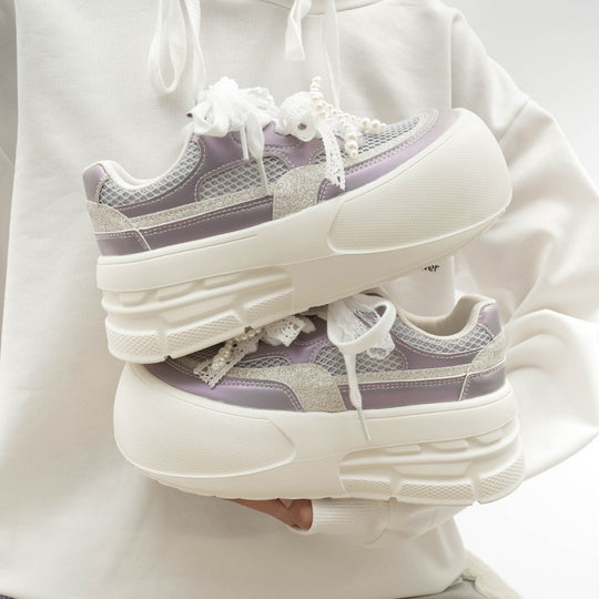 Damen Plattform Sneakers mit dekorativen Perlen und luftiger Mesh-Oberfläche EB