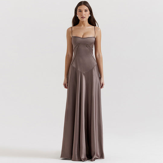 Damen Elegantes Maxikleid mit schmalen Spaghettiträgern und fließendem Satinfall EB
