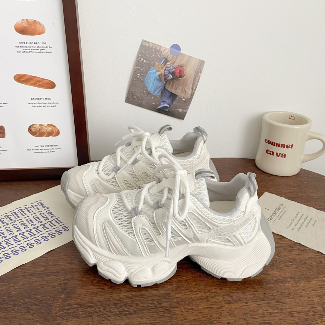 Damen Sneaker mit atmungsaktiver Netzstruktur und stabilisierender Sohle EB