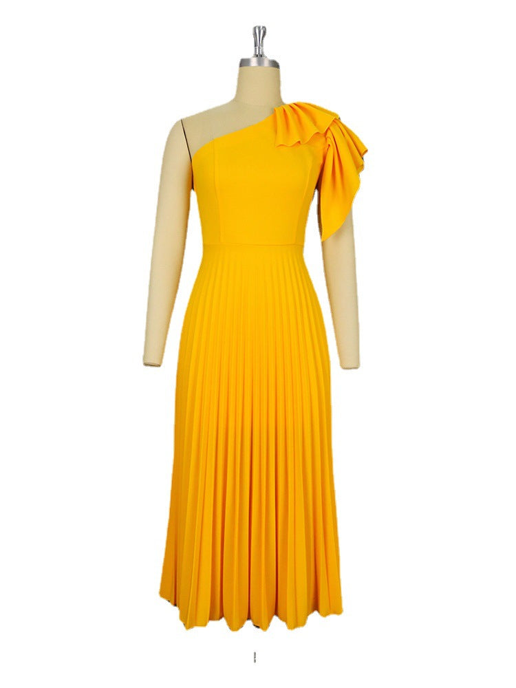 Damen Plissee Maxikleid mit asymmetrischem Träger und Rüschendetail EB