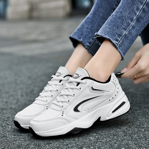 Damen Sportliche Lauf-Sneaker mit dämpfender Sohle und flexibler Mischung EB