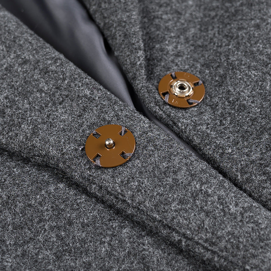 Damen eleganter Wintermantel mit hochschließendem Kragen und praktischen Taschen EB