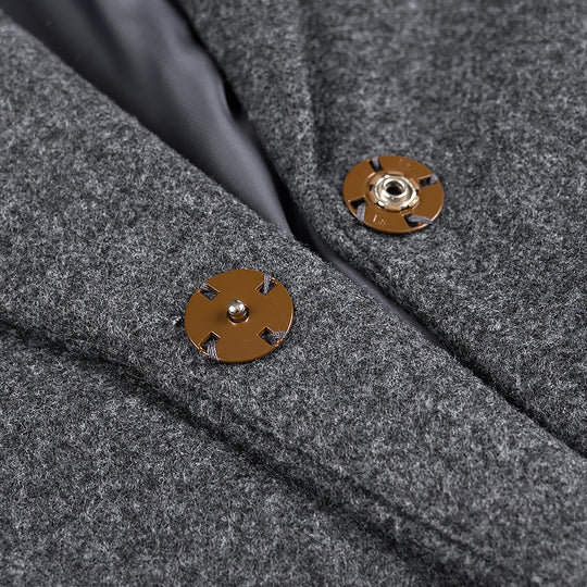 Damen eleganter Wintermantel mit hochschließendem Kragen und praktischen Taschen EB