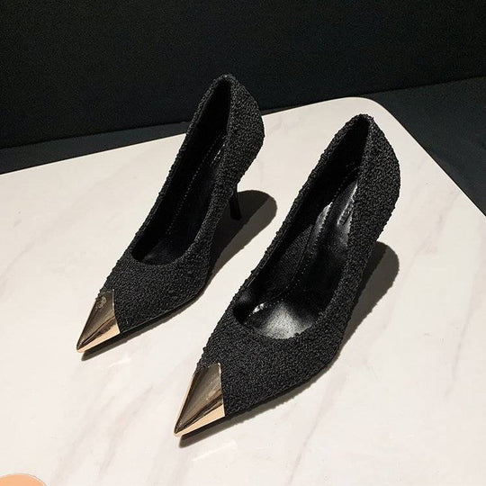 Damen elegante spitze Pumps mit metallic Akzenten EB