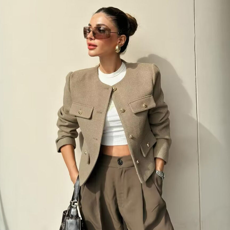 Damen Übergangsjacke mit klassischen Knopfdetails und praktischen Pattentaschen EB