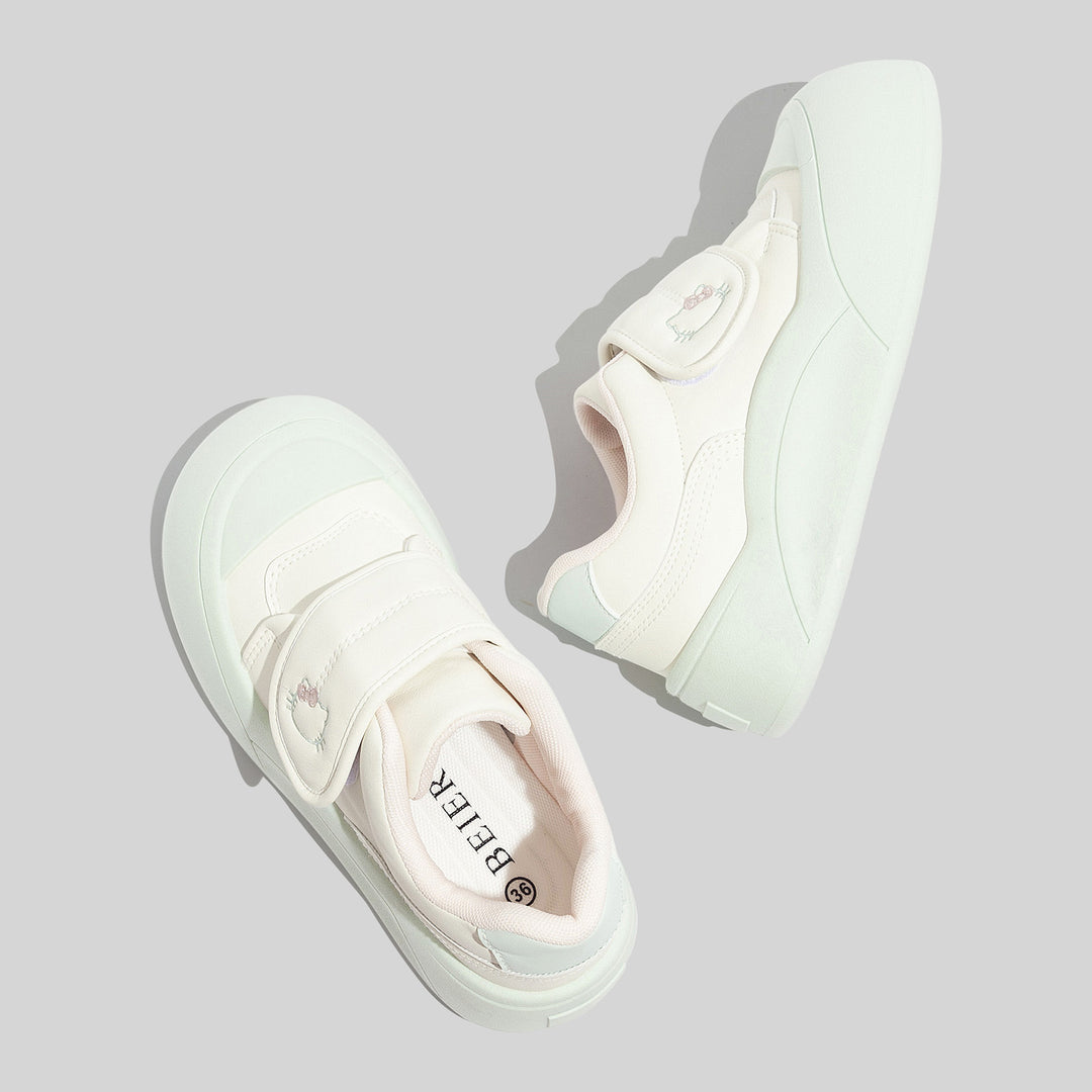 Damen Sneaker mit Klettverschluss und charmantem Tiermotiv EB