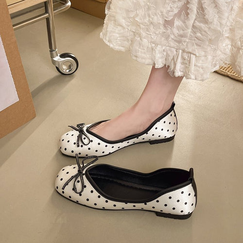 Damen Ballerinas mit modernem Punktedesign und elegantem Schleifenakzent EB