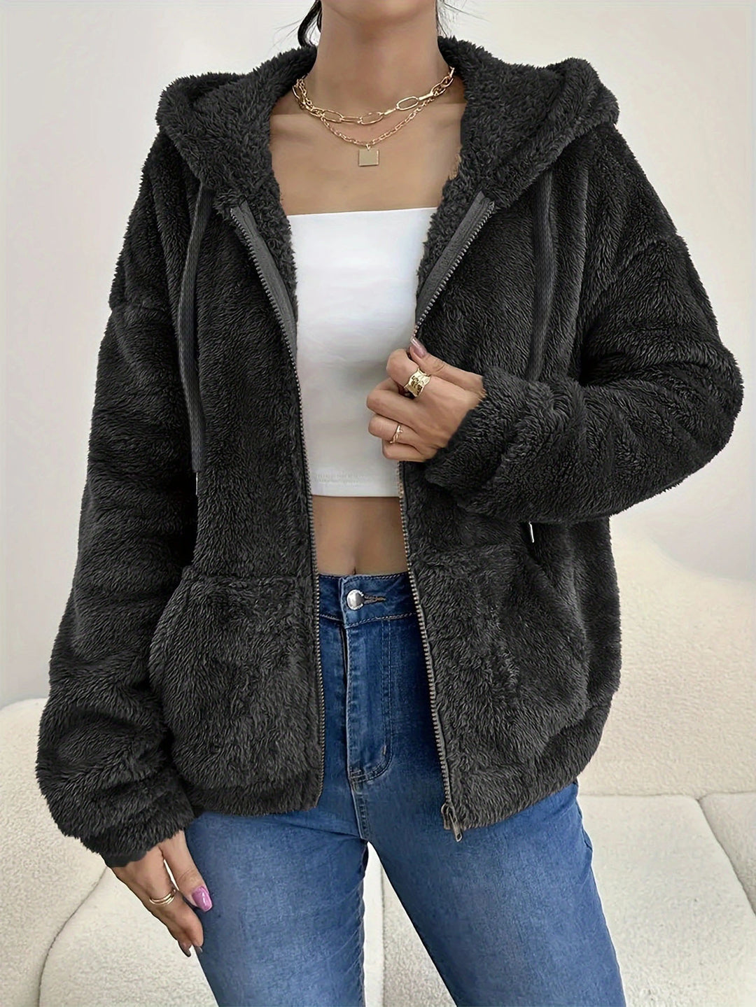 Damen kuschelige Fleecejacke mit Kapuze und seitlichen Taschen EB