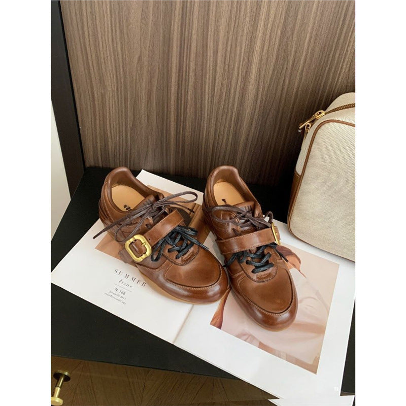 Damen sportliche Sneakers mit innovativem Schnürsystem und modischem Buckle-Riemen EB