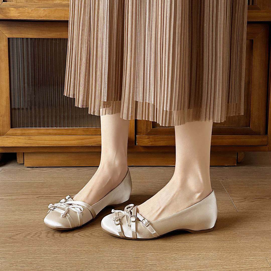 Damen Ballerinas mit modischen Riemchen und dekorativen Schnallen EB
