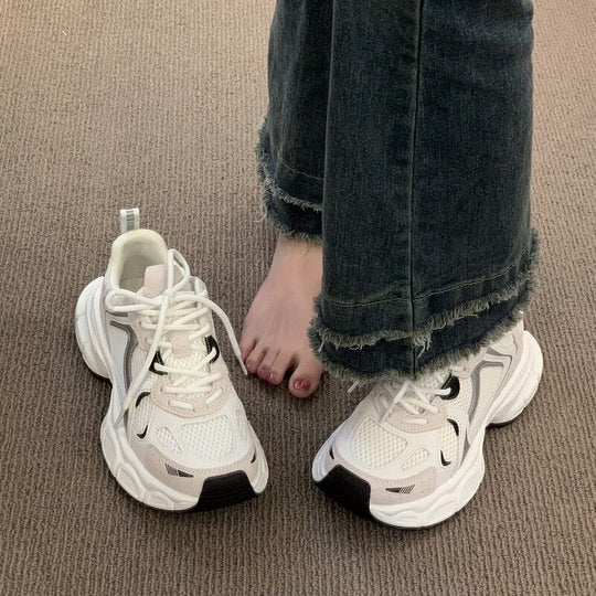 Damen Sportliche Lauf-Sneaker mit atmungsaktiver Oberflächenstruktur und bequemer Dämpfung EB
