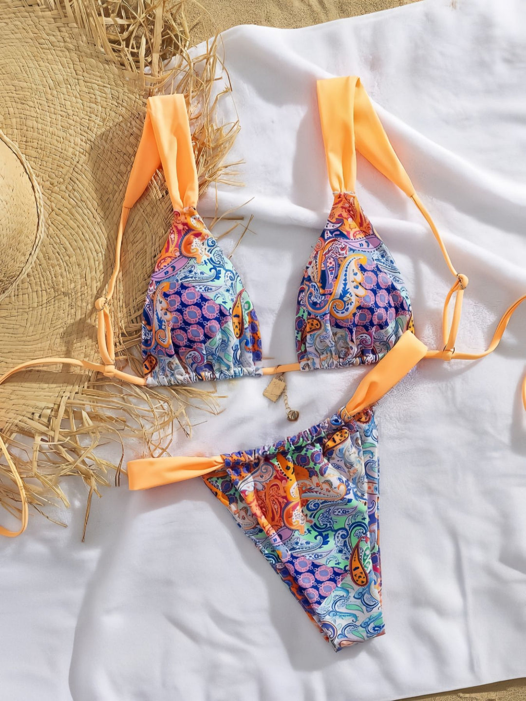 Damen Triangel-Bikini mit buntem Paisleymuster und verstellbaren Trägern EB