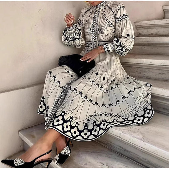 Damen Elegantes Hemdkleid mit grafischem Muster und schwingenden Ärmeln EB