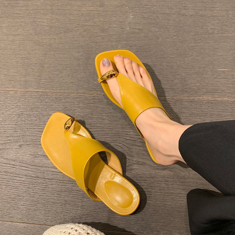 Damen Elegante Zehentrenner-Sandalen mit goldfarbener Applikation EB