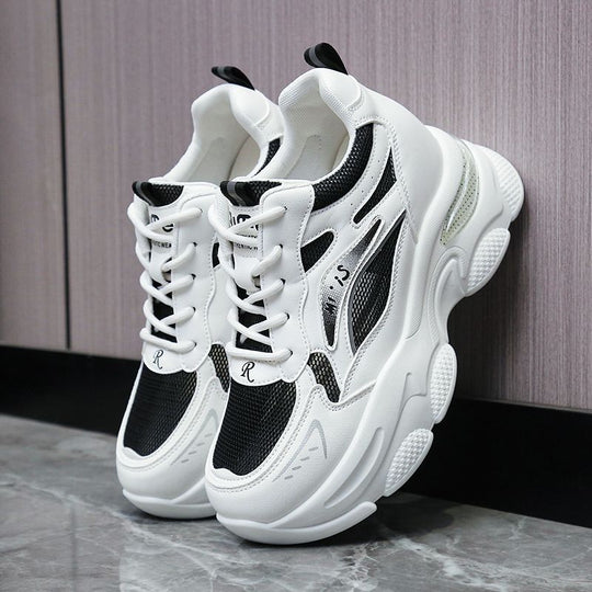 Damen Sportliche Sneaker mit atmungsaktiver Mesh-Oberfläche und robustem Sohlenprofil EB