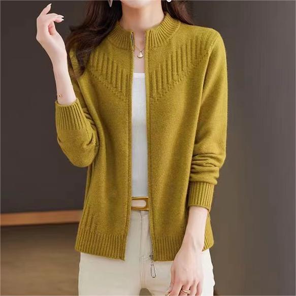 Damen Strickjacke mit hohem Kragen EB