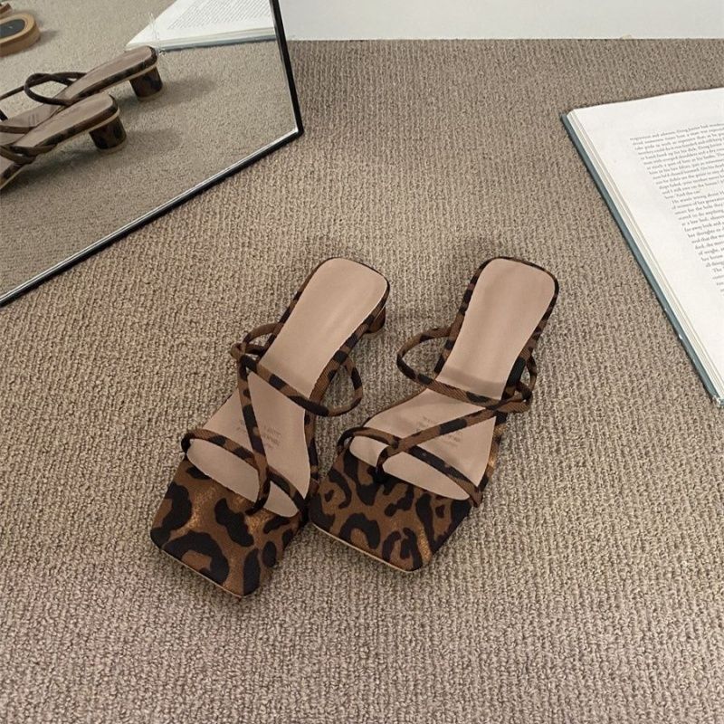 Damen trendige Clogs mit Leopardenmuster EB