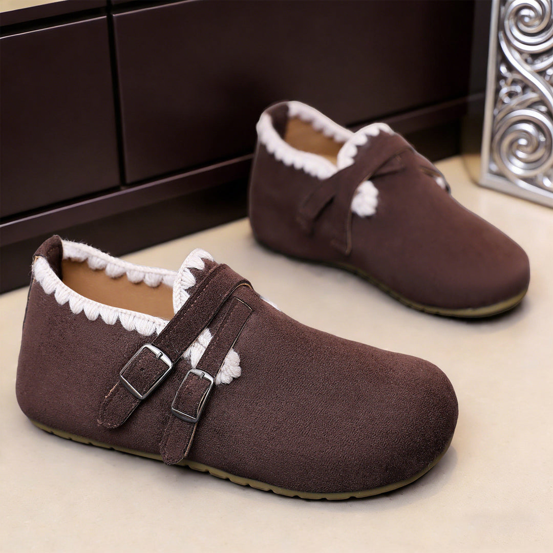 Damen Bequeme Hüttenschuhe mit verstellbaren Riemen und weichem Innenfutter EB