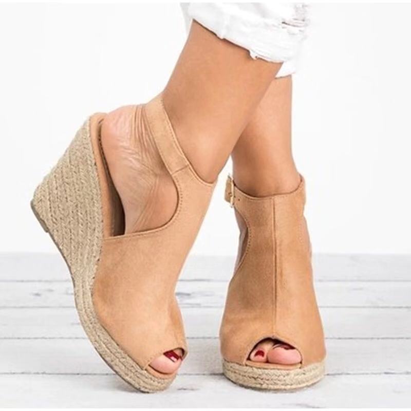 Damen Wedge-Sandaletten aus hochwertigem Material mit offener Zehenpartie und raffiniertem Riemendesign EB