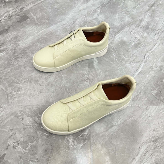 Damen Slip-On Sneakers mit eleganter Lederstruktur und rutschfester Sohle EB