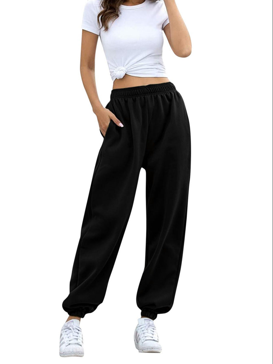 Damen nan weite High‑Waist Sweatpant mit elastischem Komfortbund, seitlichen Eingrifftaschen und gerafften Knöchelbündchen EB