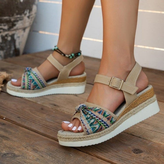 Damen Wedge-Sandalen mit dekorativen Knotendetails und verstellbarem Riemendesign EB