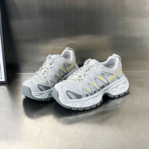 Damen Sportliche Lauf-Sneaker mit atmungsaktiver Mesh-Oberfläche und robustem Sohlenprofil EB