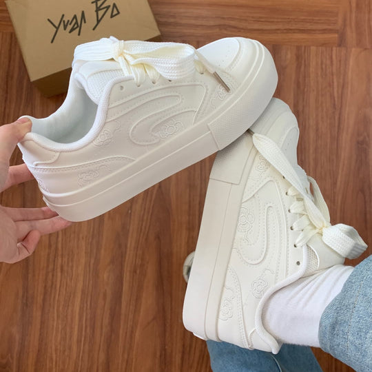 Damen Sneakers mit verspieltem Blumendessin und dämpfender Sohle EB
