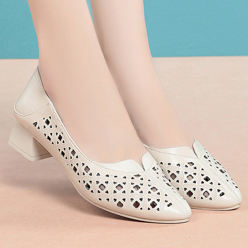 Damen Ballerinas mit elegantem Lochdesign und bequemem Blockabsatz EB