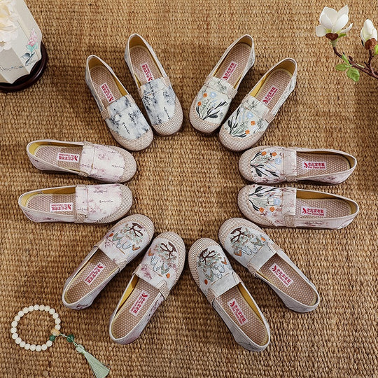 Damen bequeme Mokassins mit handgefertigtem Blumenmuster EB