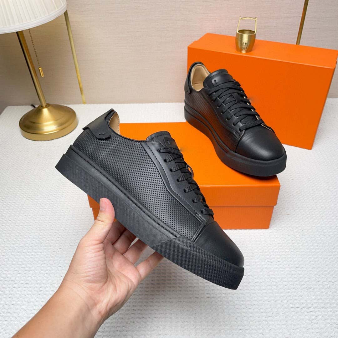 Damen Stilvolle Sneaker mit strukturiertem Obermaterial und komfortabler Laufsohle EB