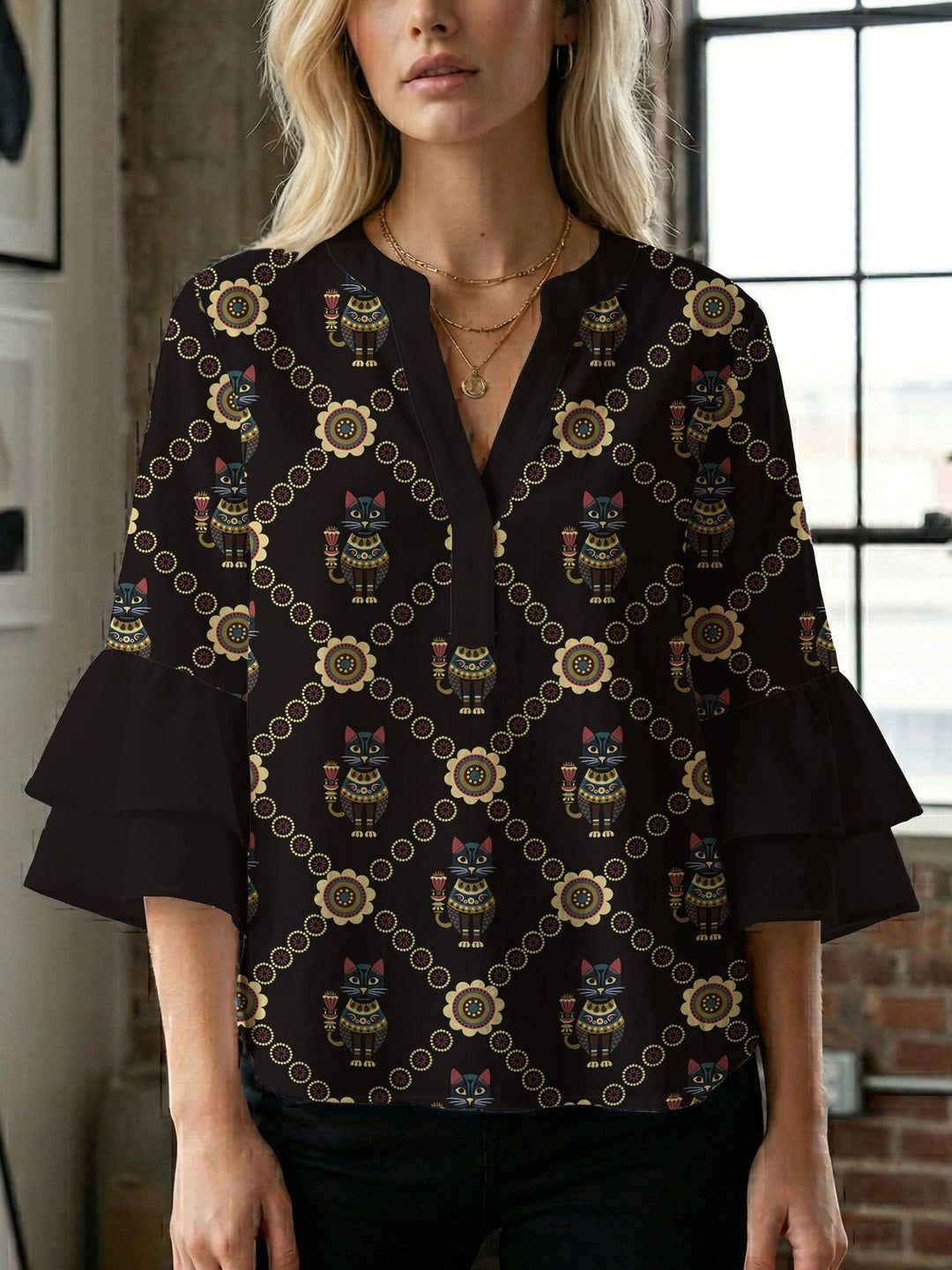 Damen Bluse mit wunderschönen floralem Design EB