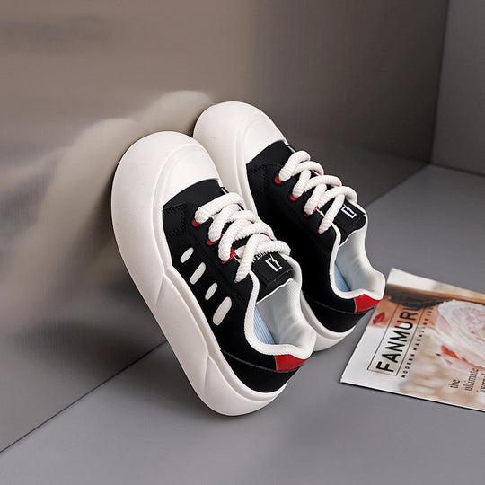 Damen Modische Sneaker mit dicker Gummisohle und atmungsaktiven Einsätzen EB